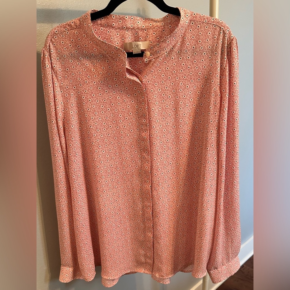 LOFT Pink Floral Button-Up Blouse